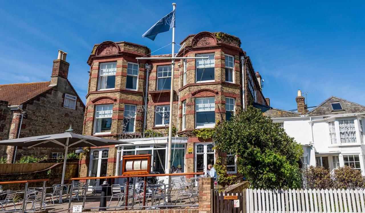 The Seaview Hotel And Restaurant Εξωτερικό φωτογραφία